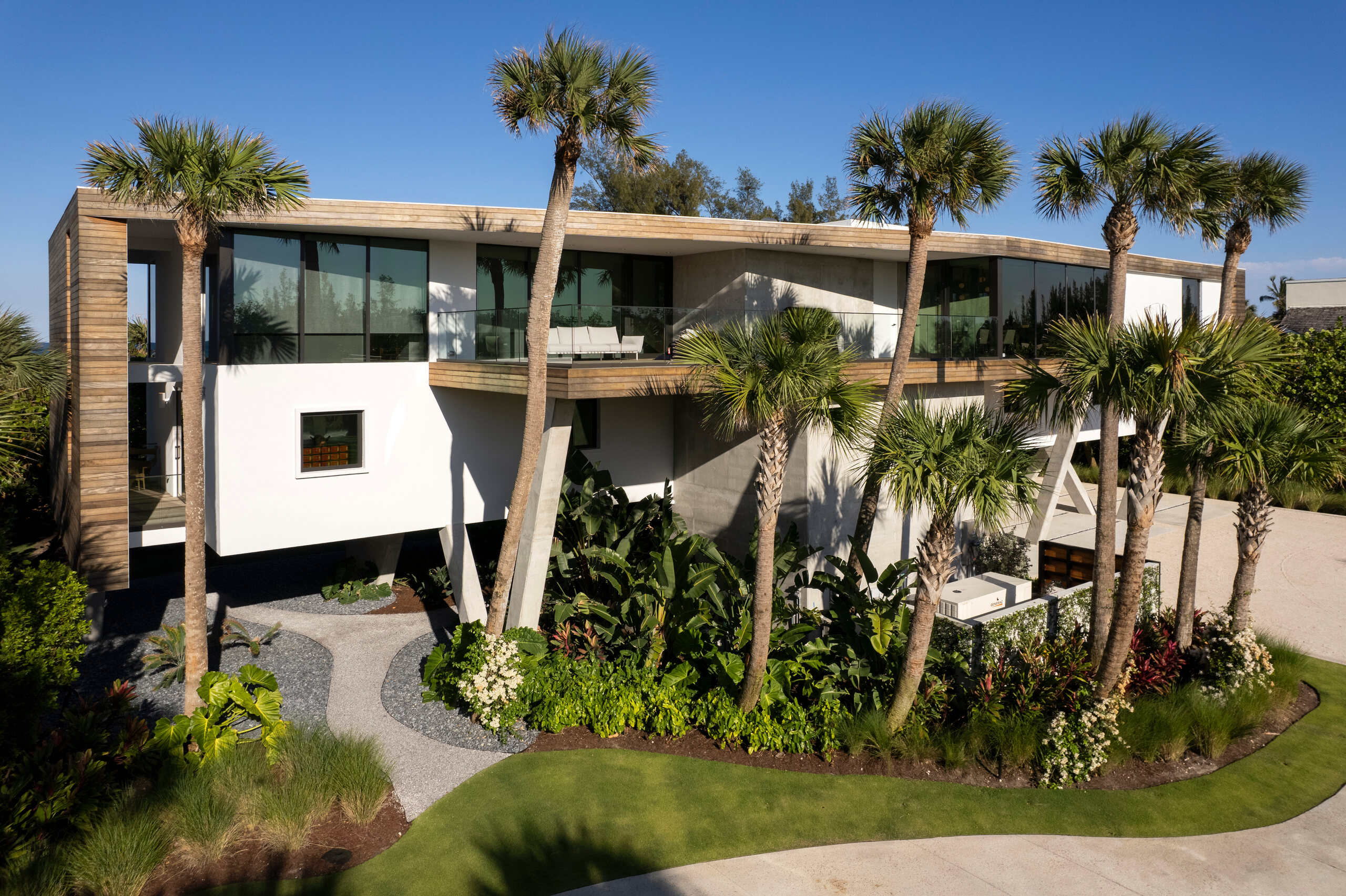 Tree Tops residence among the palms